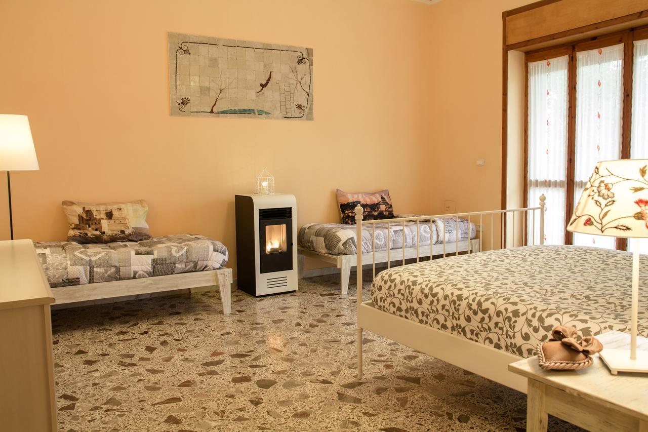 Villa Claudianna Bed & Bike Paestum Exterior foto